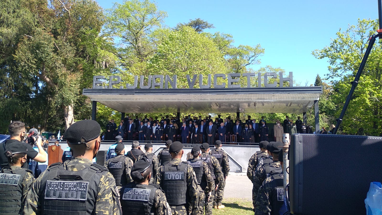 KICILLOF: "ESTAMOS ENCARANDO UN CAMBIO DE RAÍZ EN LA PROVINCIA”