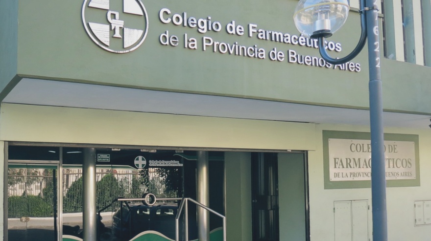 EL COLEGIO DE FARMACÉUTICOS PROPONE AL GOBIERNO NACIONAL SUMARSE AL PLAN DE VACUNACIÓN