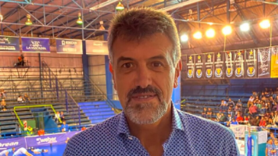 HUGO CONTE: "EL VOLEY FUE AMOR A PRIMERA VISTA"