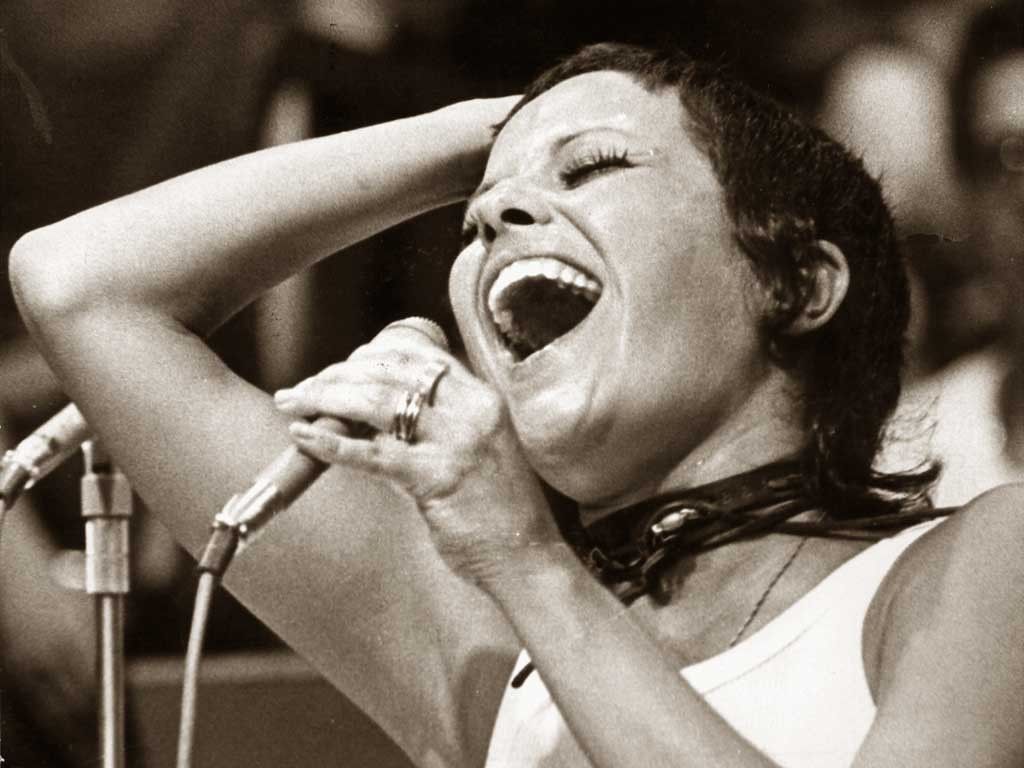 “HAY UN ANTES Y UN DESPUÉS DE ELIS REGINA”