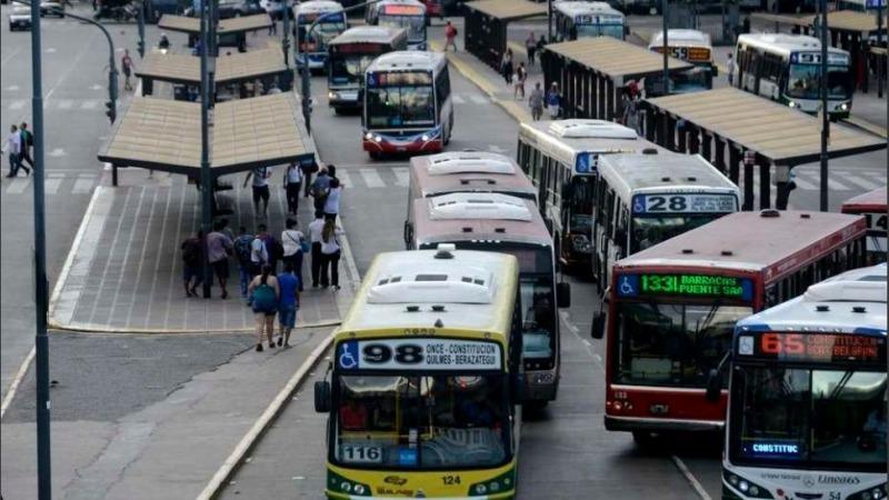 MAÑANA PODRÍA HABER UN PARO DE COLECTIVOS EN EL AMBA