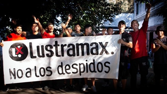 “HACE 8 DÍAS QUE ESTAMOS CLAMANDO POR NUESTROS PUESTOS DE TRABAJO”
