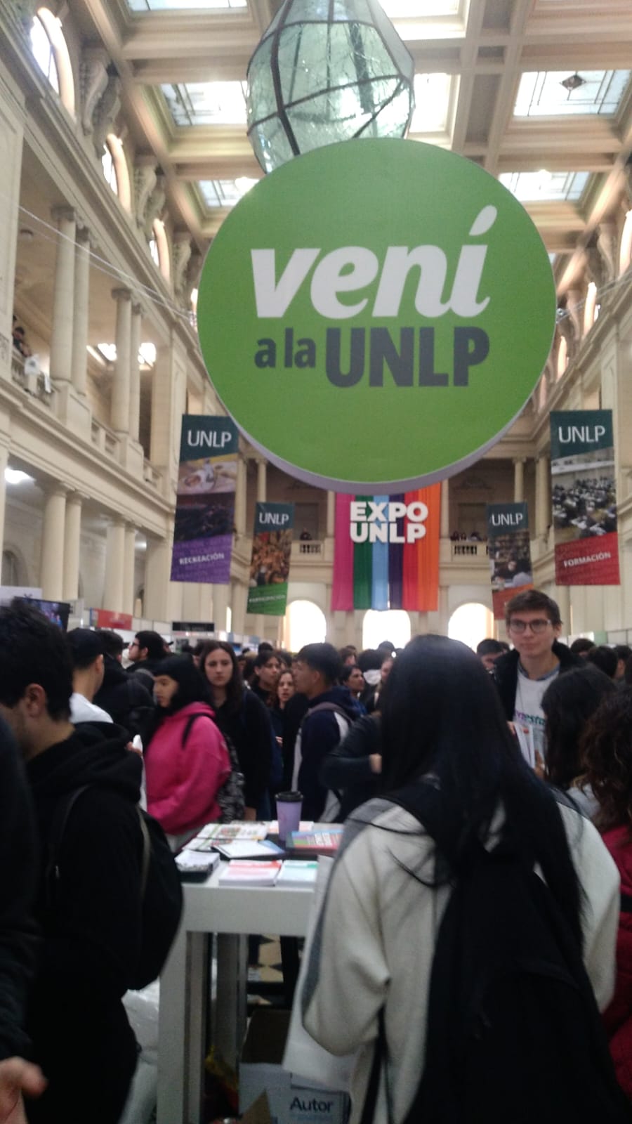 SE LLEVA ADELANTE EN EL PASAJE DARDO ROCHA LA EXPO UNIVERSIDAD