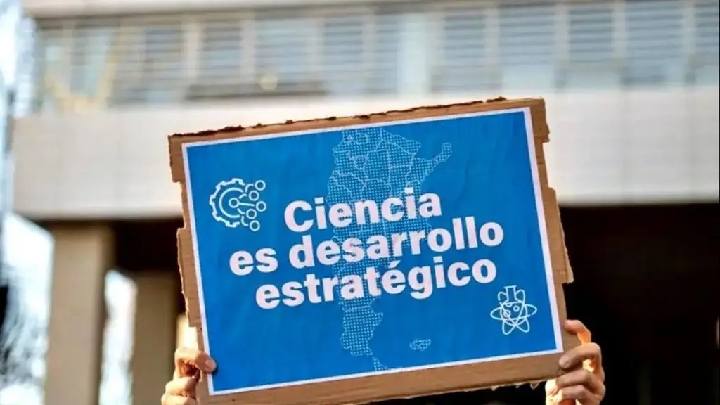 PELIGRA LA CONTINUIDAD DEL CENTRO NACIONAL DE DIAGNÓSTICO E INVESTIGACIÓN EN ENDEMOEPIDEMIAS