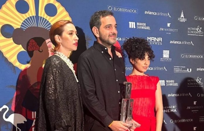 NICOLÁS GIL LAVEDRA GANÓ CON SU PELÍCULA “COMO EL MAR”