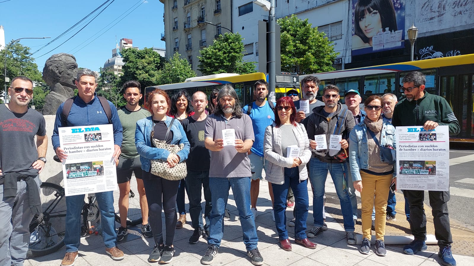 TRABAJADORES DE PRENSA GRÁFICA LLEVAN ADELANTE UN PARO NACIONAL