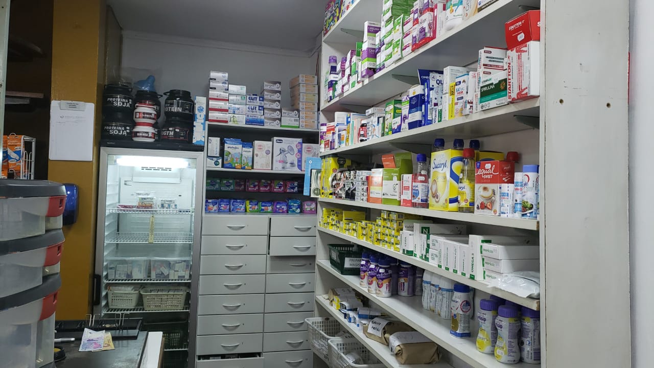 FARMACIAS DE LA PROVINCIA SUSPENDEN LA VENTA DE MEDICAMENTOS POR OBRA SOCIAL