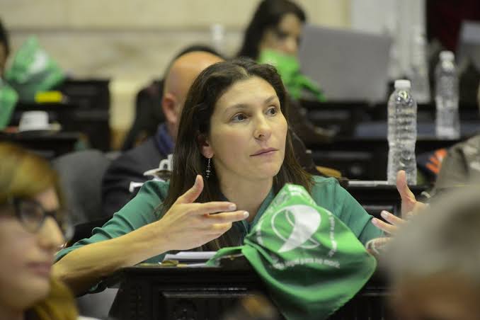 MÓNICA MACHA: “VAMOS A PROTEGER EL VALOR DE LA PALABRA DE LAS MUJERES Y DE LAS NIÑECES”