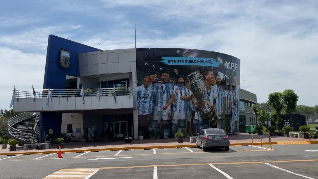 DESDE ADENTRO SEÑALAN QUE LA SELECCIÓN ES “UN GRAN EQUIPO EN TODO SENTIDO”