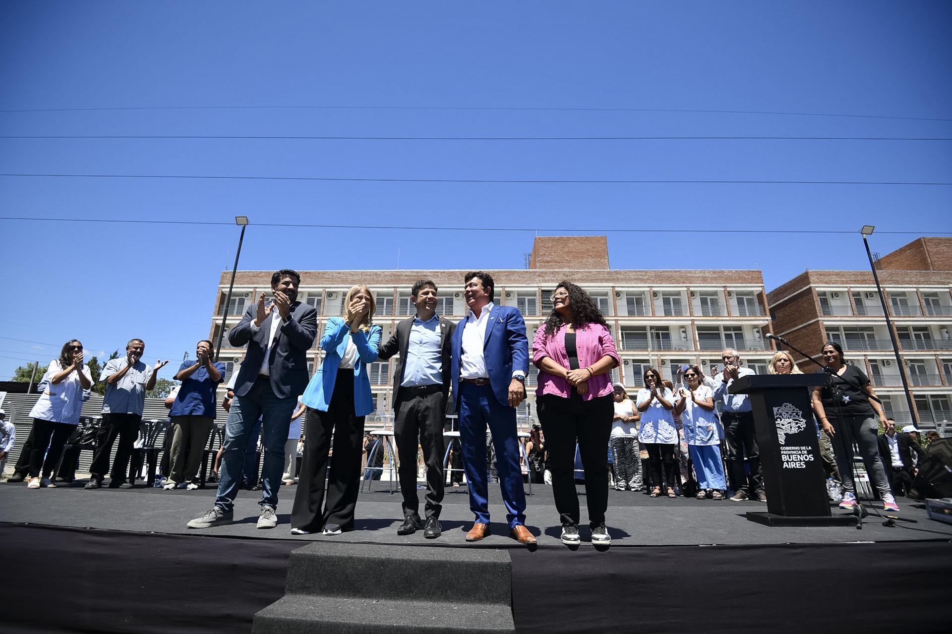 KICILLOF RECORRIÓ OBRAS DE URBANIZACIÓN DE BARRIOS POPULARES DE SAN JUSTO