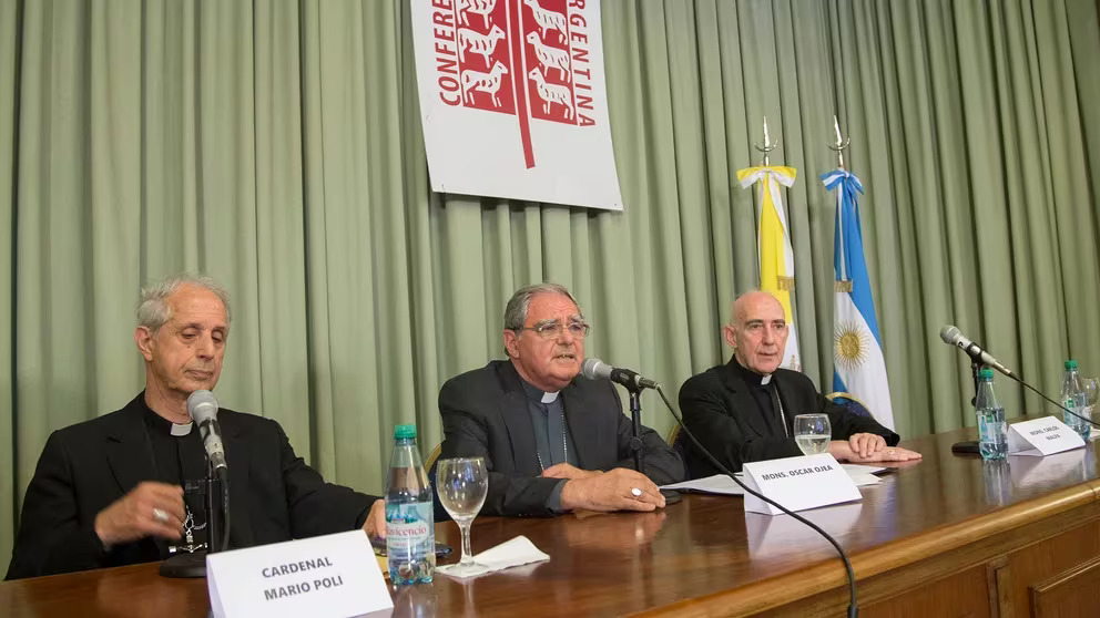 DI STEFANO: "ARGENTINA ES UNO DE LOS POCOS PAÍSES QUE NO SEPARÓ LA RELACIÓN ENTRE IGLESIA Y ESTADO"