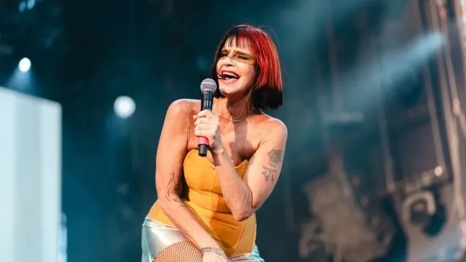 FABIANA CANTILO: OFRECERÁ UN CONCIERTO EN LA PLATA