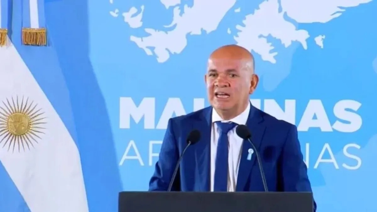 ALDO LEIVA: “PRESIONAN, EXTORSIONAN Y SI NO PUEDEN COIMEAN"