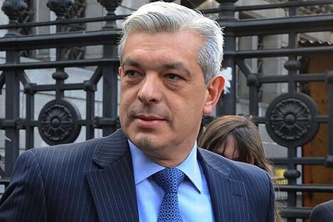JULIÁN DOMINGUEZ: “ESTO ES LA ANTESALA DE LA ENTREGA DEL PATRIMONIO ARGENTINO”