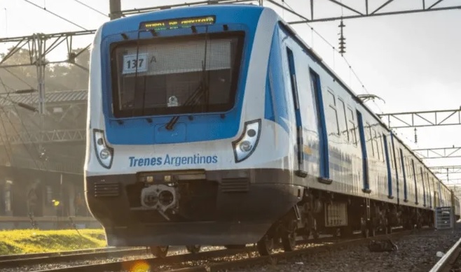 DESDE LA FRATERNIDAD ANALIZAN UN PARO DE TRENES