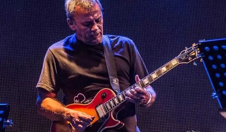 LITO EPUMER: “ELEGÍ TRANQUILIDAD Y DAR CLASES ANTES QUE TOCAR MÚSICA QUE NO ME GUSTA”