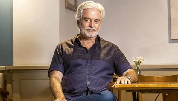 “ES LA PRIMERA REVOLUCIÓN TECNOLÓGICA QUE MANIPULA LA SUBJETIVIDAD DE LA GENTE”