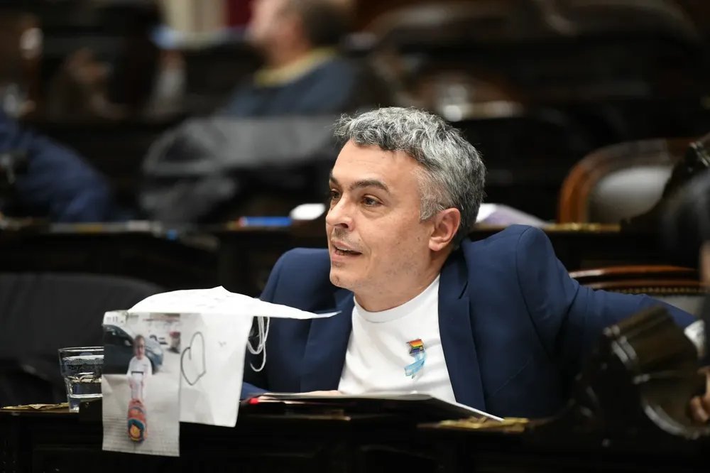 PAULÓN: “SI ADORNI TUVIERA UN POCO DE GRATITUD POR EL PROYECTO POLÍTICO DEBERÍA HABER RENUNCIADO”