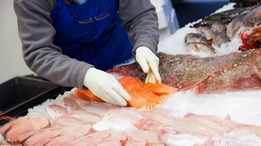 PESCADERÍAS: CRECEN LOS PRECIOS CON LA LLEGADA DE SEMANA SANTA