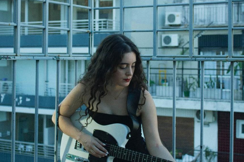 LUNA LOI: "EL EP SURGE CON NATURALIDAD PURA"