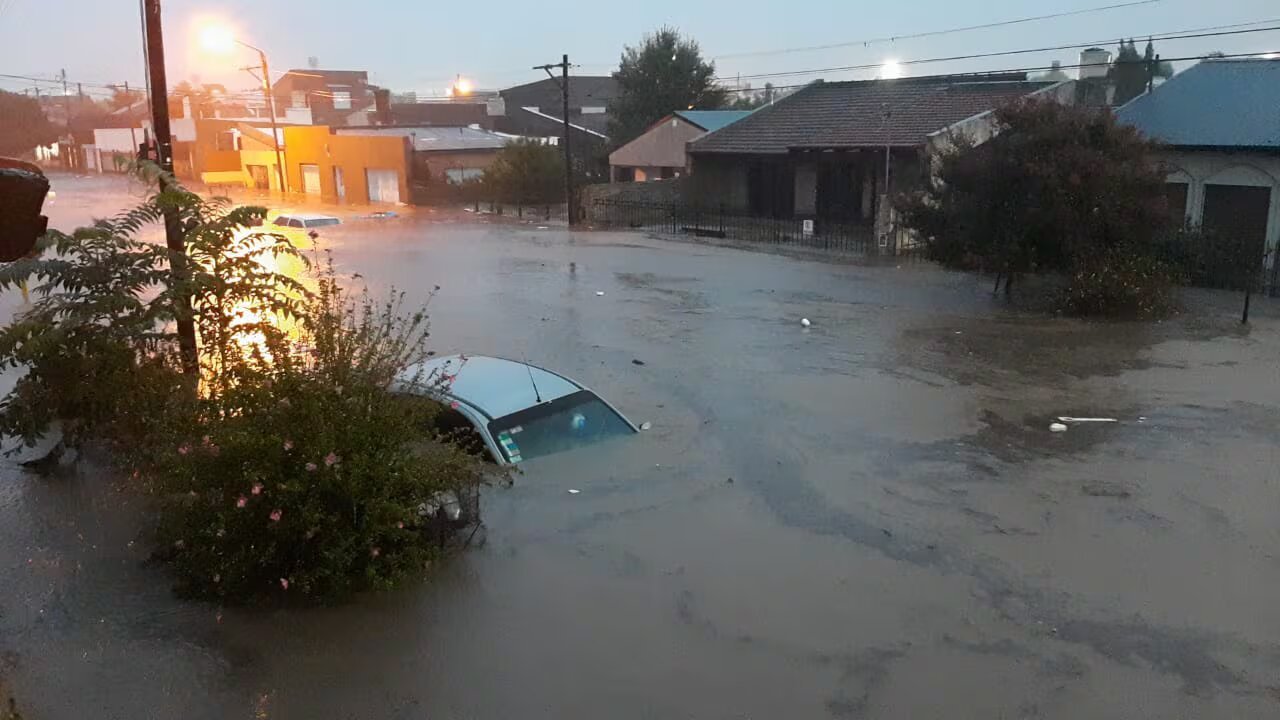 BAHÍA BLANCA: LLOVIÓ MÁS DEL TRIPLE DE LA MEDIA MENSUAL