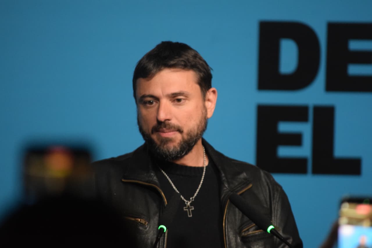 JUAN GRABOIS: “TENGO ESPERANZA EN MI PAÍS”