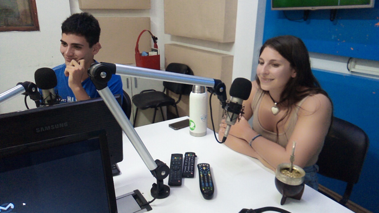 DOS DESTACADOS DEPORTISTAS DEL CLUB DE REGATAS LA PLATA EN LOS ESTUDIOS DE AM 1270 RADIO PROVINCIA DE BS.AS.