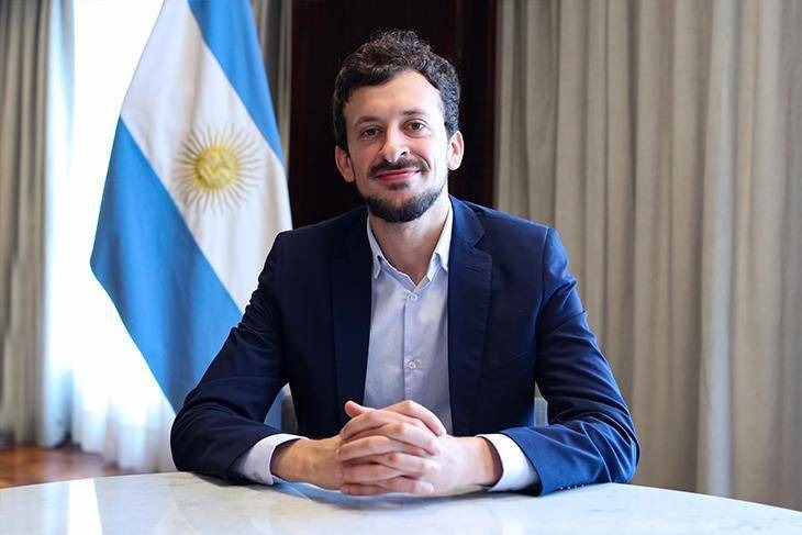 “MILEI DICE ADORAR A ESTADOS UNIDOS PERO EN MATERIAL INDUSTRIAL HACE TODO LO CONTRARIO”