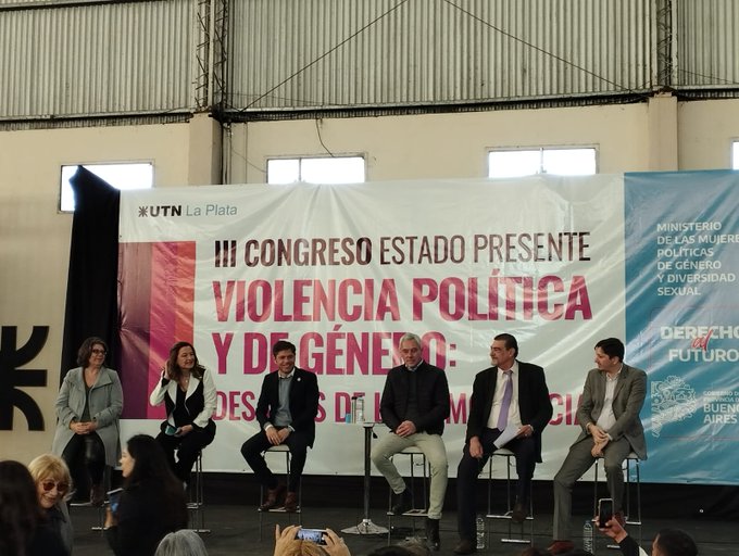 AXEL KICILLOF: "LA DERECHA PLANTEA POLÍTICAS MACHISTAS"