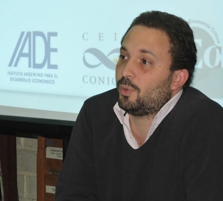 ECONOMISTA ASEGURA QUE “NO PUEDE HABER UN ACUERDO DE LIBRE COMERCIO, POR  FUERA DEL MERCOSUR”