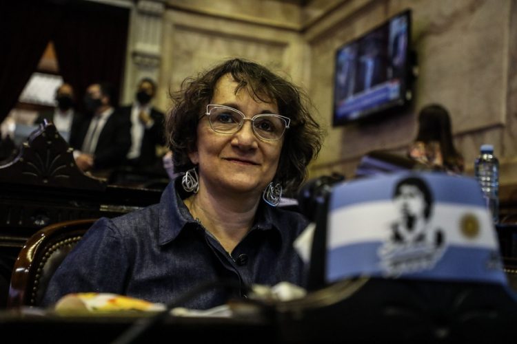 MARA BRAWER: “ES UN DÍA DE LUTO PARA LA DEMOCRACIA ARGENTINA”