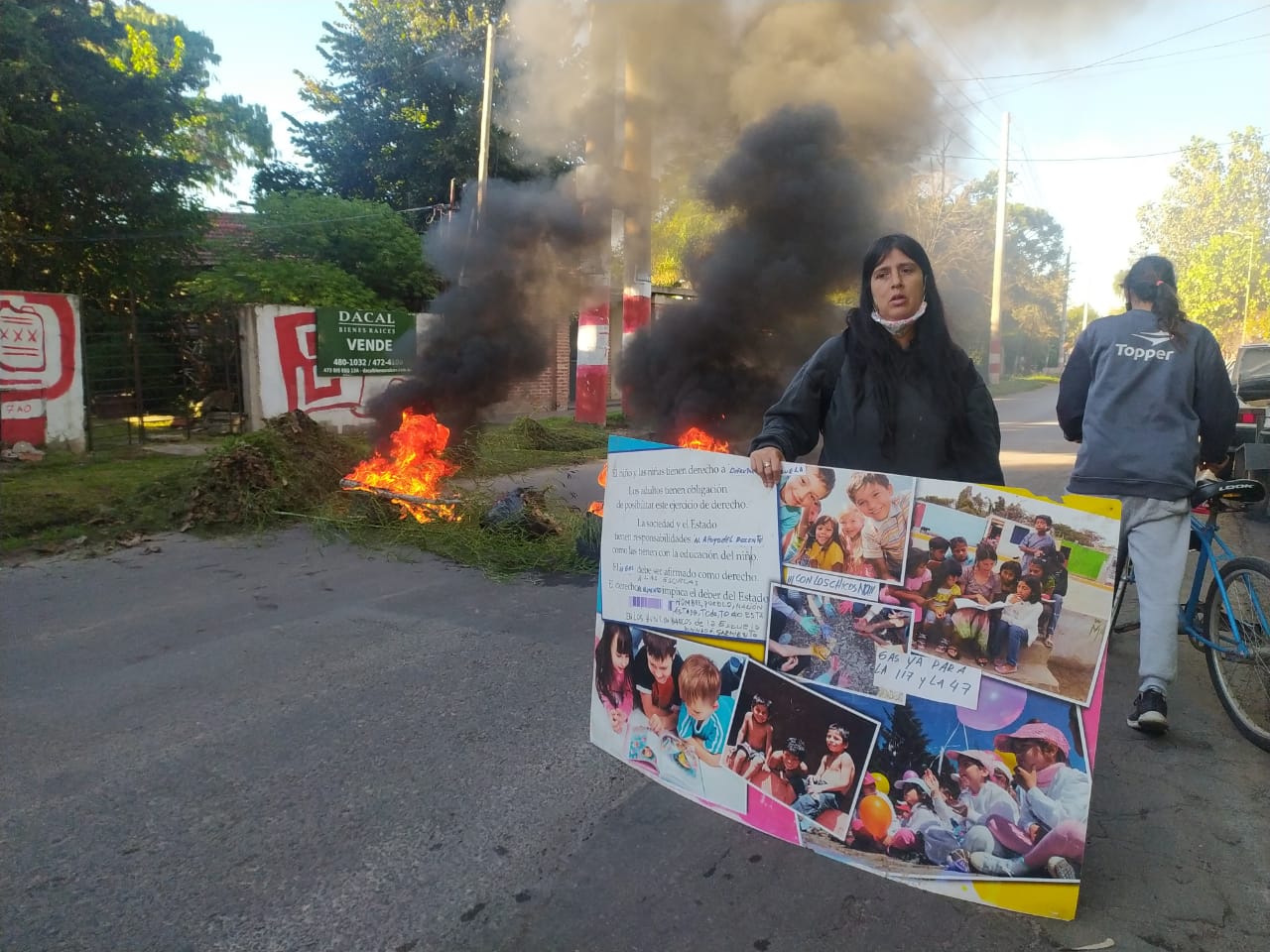 CITY BELL. PADRES Y ESTUDIANTES RECLAMAN POR EL SUMINISTRO DE GAS EN DOS ESCUELA