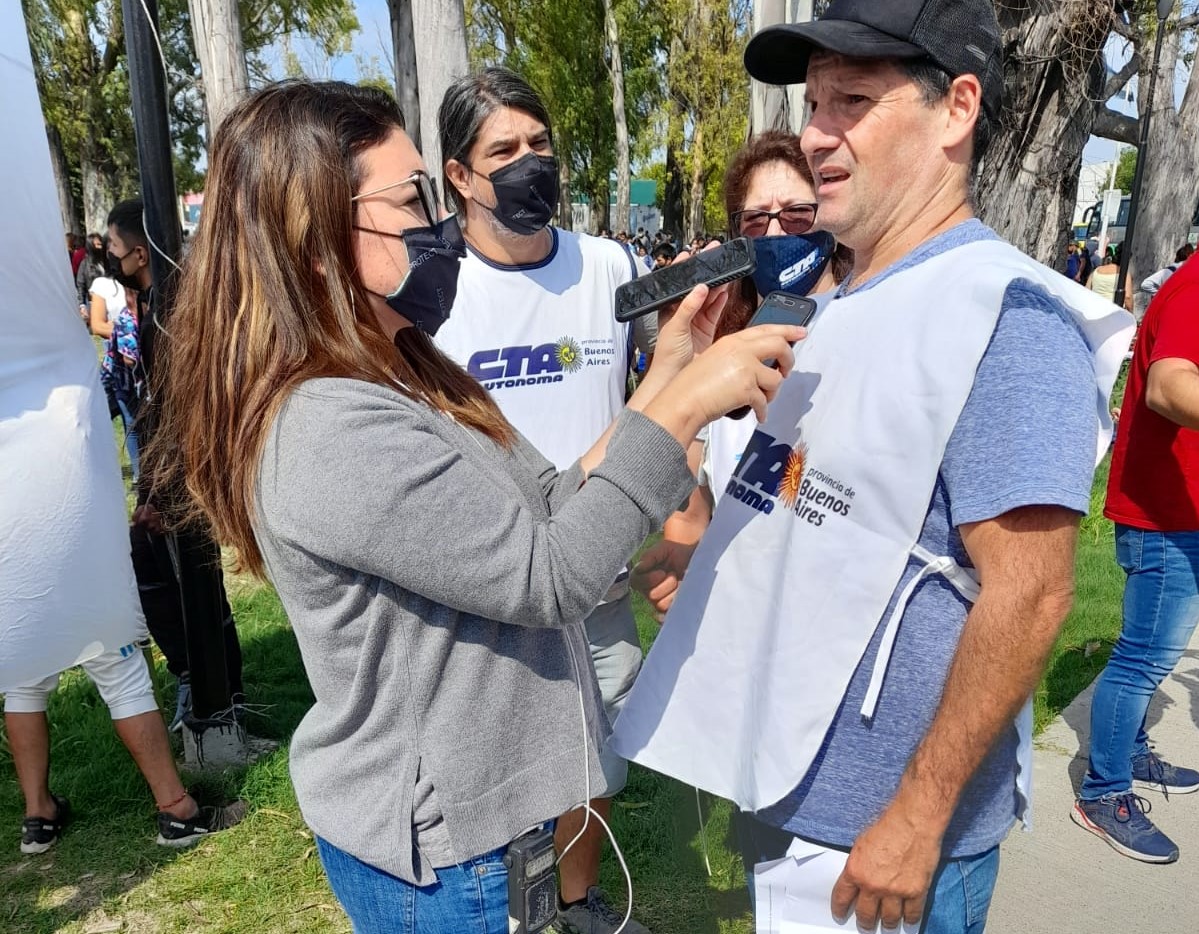 REALIZAN OLLAS POPULARES PARA DENUNCIAR LA CRÍTICA SITUACIÓN QUE SE VIVE EN LOS BARRIOS